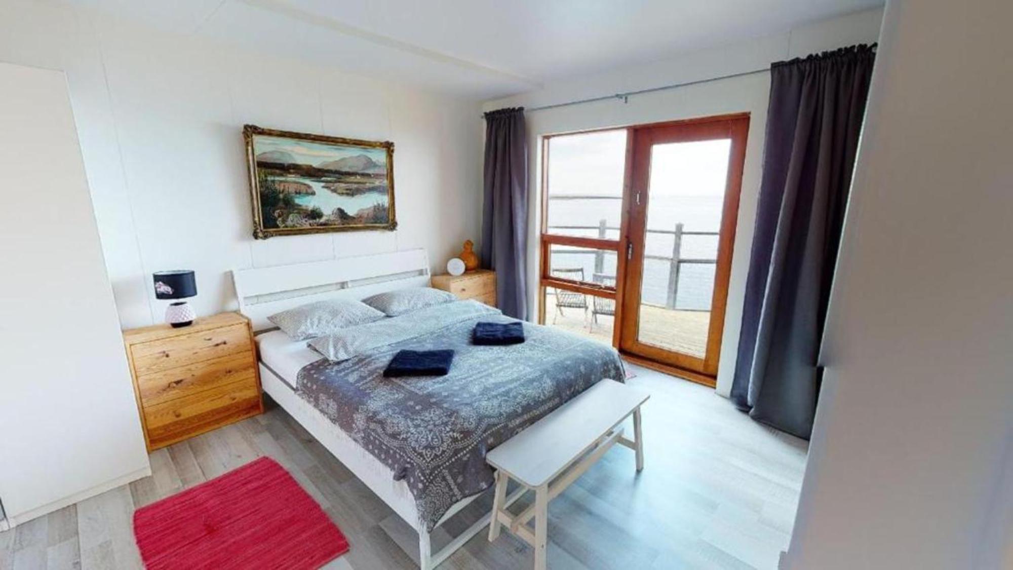 Brenna - Ocean View Apartment Гелліссандур Екстер'єр фото